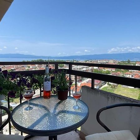 Stunning Lake And Mountain Views - Velkoski Apartments Ohrid Kültér fotó