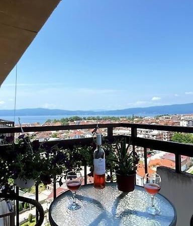 Stunning Lake And Mountain Views - Velkoski Apartments Ohrid Kültér fotó