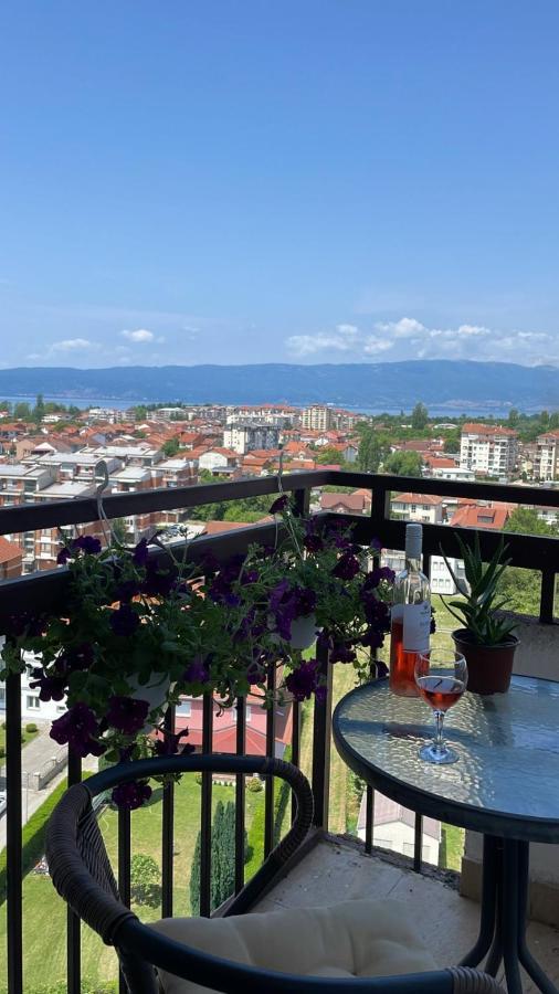 Stunning Lake And Mountain Views - Velkoski Apartments Ohrid Kültér fotó